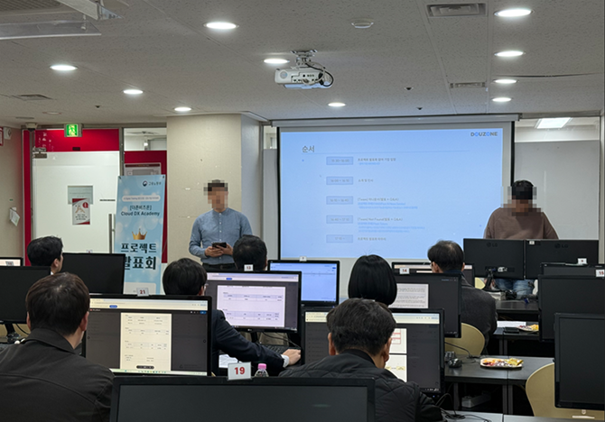 2기_갤러리_2 1.png